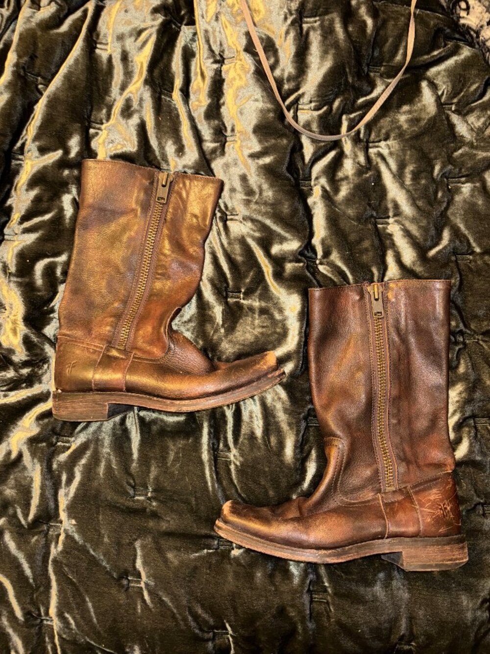 Frye Brown Western Style Boots Zip Mid Calf